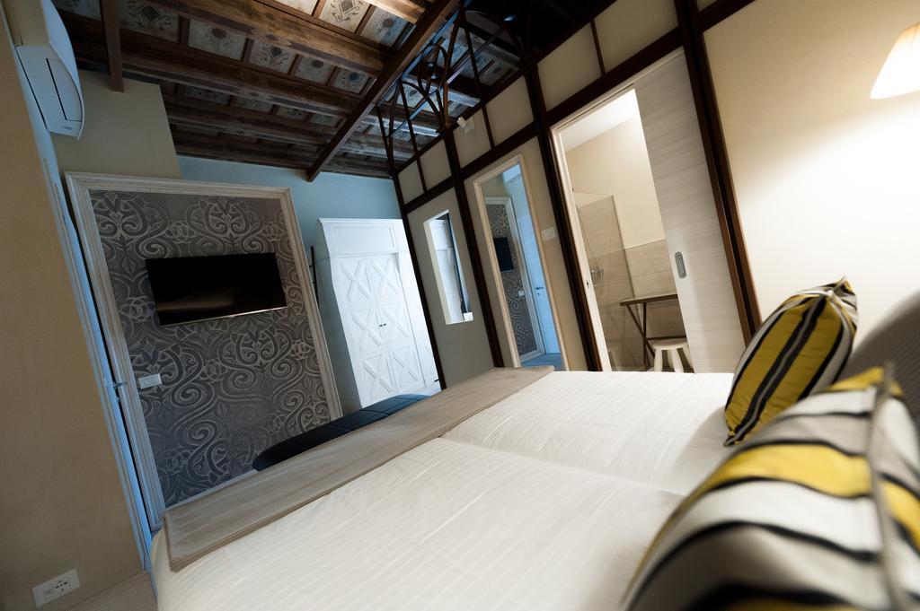 Residenza Bonifacio - Adults Only Otel Verona Dış mekan fotoğraf