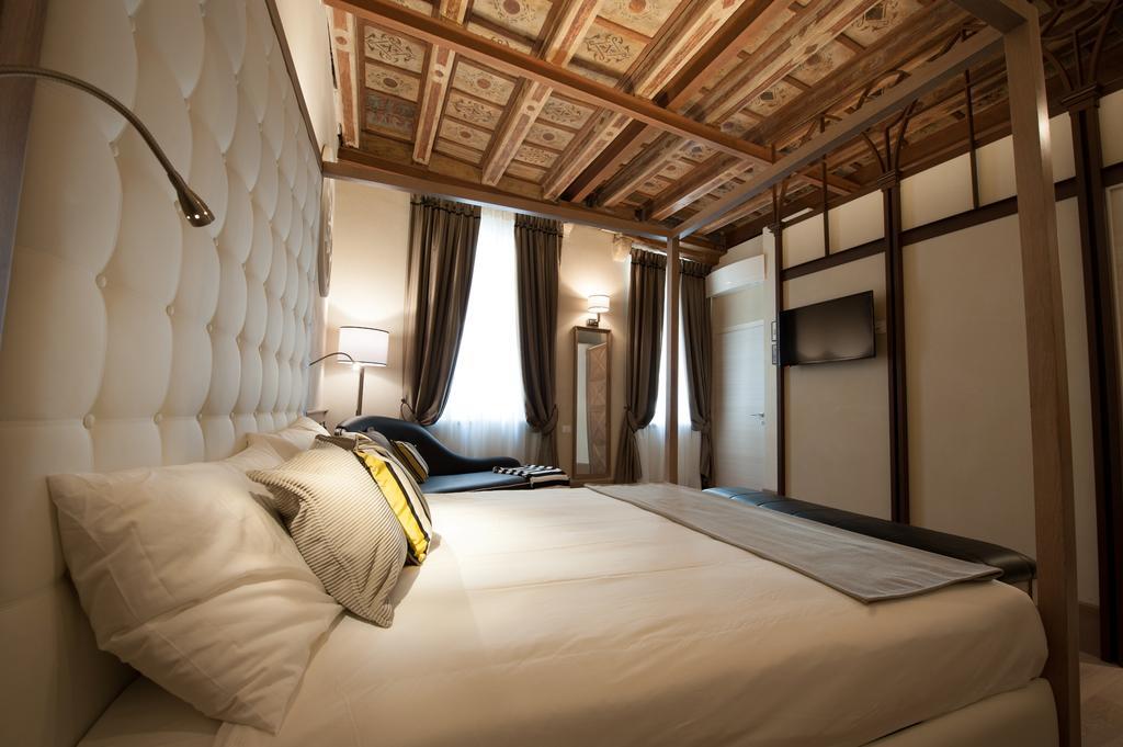 Residenza Bonifacio - Adults Only Otel Verona Dış mekan fotoğraf
