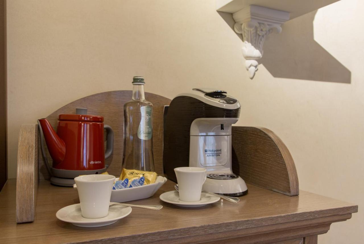 Residenza Bonifacio - Adults Only Otel Verona Dış mekan fotoğraf